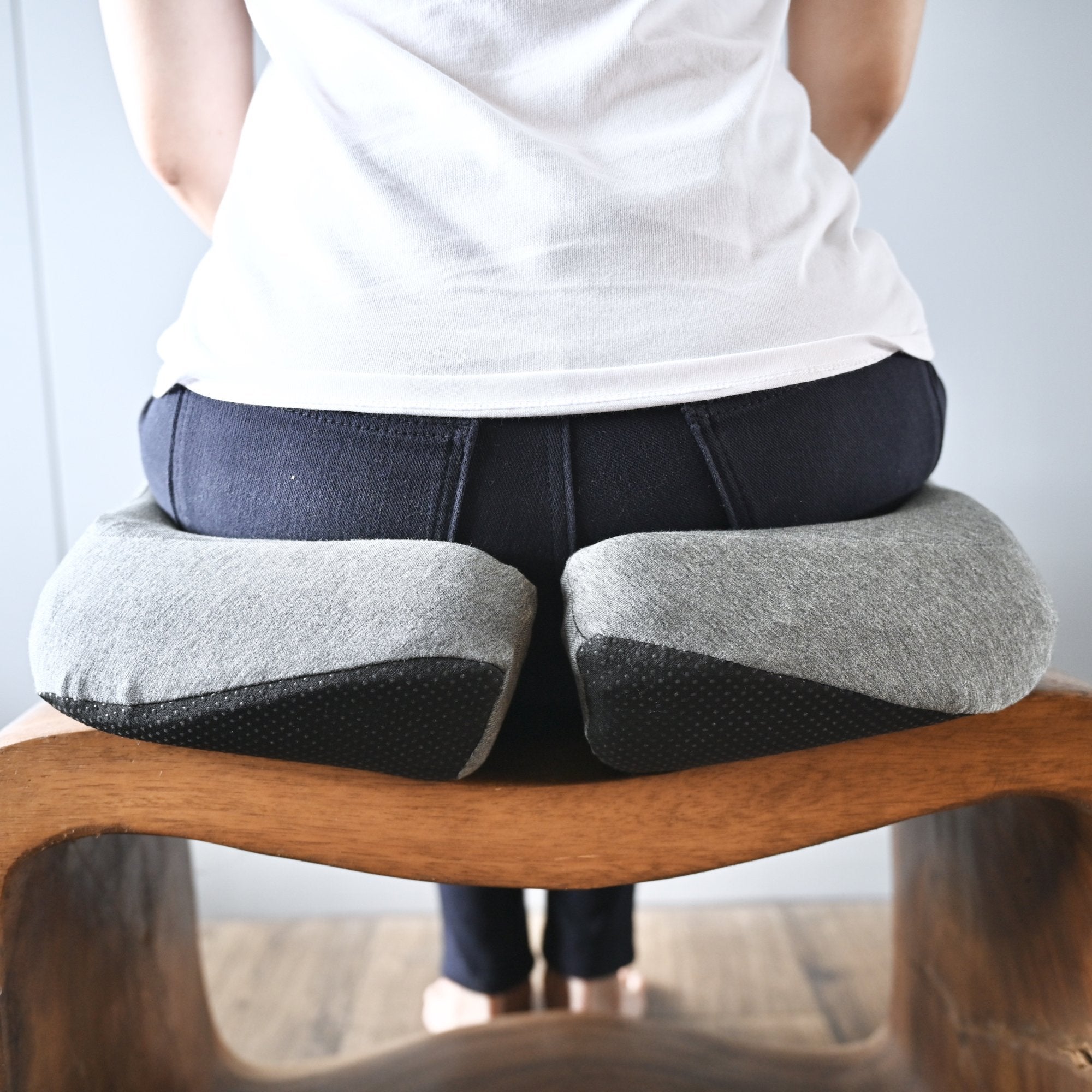 DayCloud" Ergonomic Lumbar Seat Cushion